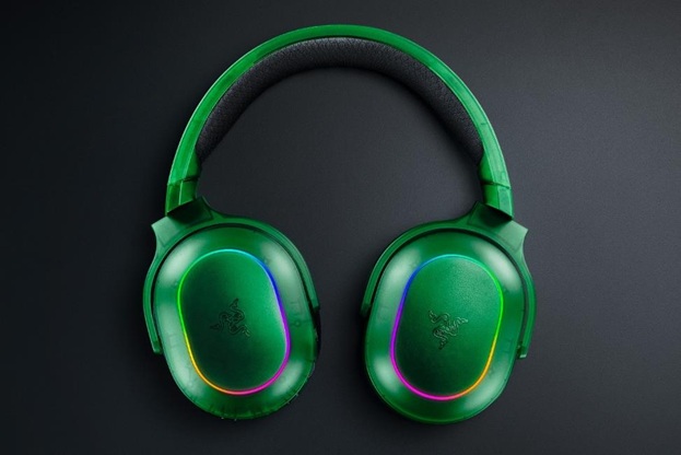 Căști Razer Barracuda X Chroma 2025