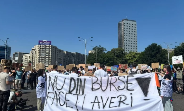Sursa: G4Media